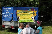 Bild: Buntes Treiben bei den Falken