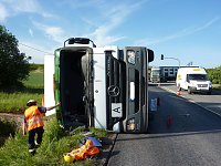 Bild: Umgekippter Lkw blockierte B4