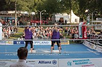 Freundschaftlicher Vergleich Bild: Freundschaftlicher Vergleich