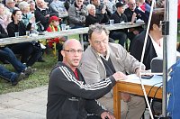 Freundschaftlicher Vergleich Bild: Freundschaftlicher Vergleich