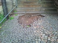 Bild: Pflaster weggesp&uuml;lt