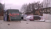 Bild: B&ouml;llerabfall auf den Stra&szlig;en
