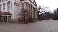 Bild: B&ouml;llerabfall auf den Stra&szlig;en