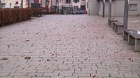 Bild: B&ouml;llerabfall auf den Stra&szlig;en