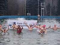 Bild: Anbaden in Neustadt