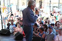 Bild: Vor und hinter der B&uuml;hne