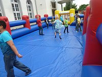 Kinderfest auf dem Petersberg Bild: Kinderfest auf dem Petersberg