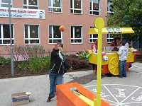 Kinderfest auf dem Petersberg Bild: Kinderfest auf dem Petersberg