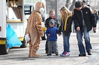 Ostern auf dem Berg und in der Halle Bild: Ostern auf dem Berg und in der Halle