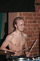 Bild: Sequoyah � Drummer Andr&eacute;