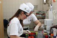 Bild: Kochduell in der Schule