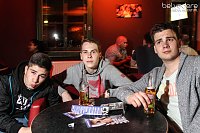 Bild: Party im Jugenclubhaus