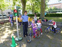 Bild: Spielerisch lernen und erziehen