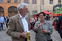 Bild: Prominente Premiereng&auml;ste