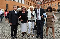 Bild: Prominente Premiereng&auml;ste