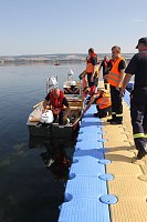 Bild: Gemeinsame &Uuml;bung am Stausee