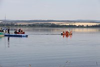 Bild: Gemeinsame &Uuml;bung am Stausee