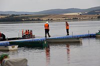 Bild: Gemeinsame &Uuml;bung am Stausee