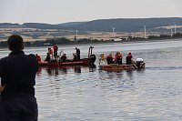 Bild: Gemeinsame &Uuml;bung am Stausee