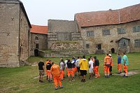 Bild: Arbeitseinsatz auf Burg Lohra