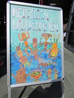 Bild: "Hundertwasser" &uuml;bergeben
