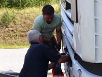 Bild: Bergung in der Auffahrt