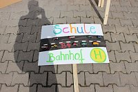 Bild: Demo &uuml;ber Bundesstra&szlig;e 4 in Greu&szlig;en gezogen