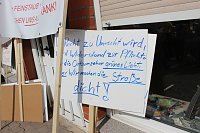 Bild: Demo &uuml;ber Bundesstra&szlig;e 4 in Greu&szlig;en gezogen