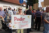 Bild: Demo &uuml;ber Bundesstra&szlig;e 4 in Greu&szlig;en gezogen