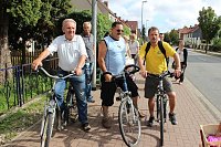 Bild: Demo &uuml;ber Bundesstra&szlig;e 4 in Greu&szlig;en gezogen