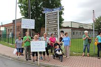 Bild: Demo &uuml;ber Bundesstra&szlig;e 4 in Greu&szlig;en gezogen