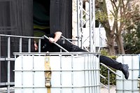 Bild: Musik und Artistik auf dem Theaterplatz