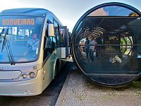 Bild: Futuristische Bushaltestelle in Curitiba