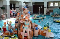Bild: Knax-Pool-Party