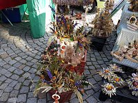 Bild: K&uuml;rbisse und Zwiebeln