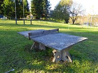Bild: Zum Besuch im Hufhaus