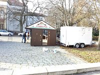 Bild: Weihnachtsmarkt wird aufgebaut