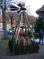 Bild: Neustadt bereitet sich auf die Adventszeit vor