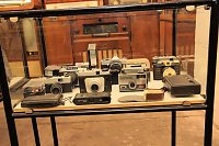 Bild: Besuch im Museumskeller