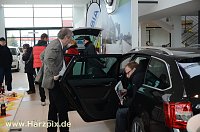 Bild: Viel los in der Autowelt Peter