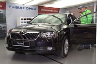 Bild: Automobilmesse in Erfurt