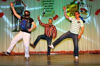 Bild: Zum 8. M&auml;nnerballettwettbewerb des BCC im Bleicher&ouml;der Kulturhaus sollte es zum Kopf an Kopf Tanzen kommen