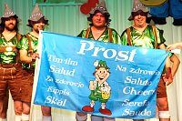 Bild: Zum 8. M&auml;nnerballettwettbewerb des BCC im Bleicher&ouml;der Kulturhaus sollte es zum Kopf an Kopf Tanzen kommen