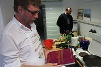 Bild: Gr&uuml;nes Abendessen mit Ausstellung im Nordh&auml;user Abgeordnetenb&uuml;ro