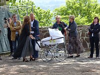 Bild: Richtfest f&uuml;r neuen Festsaal am Burggsathof