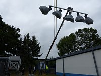 Bild: Der erste Mast ist geschafft