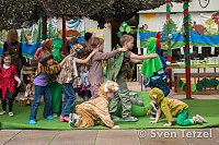 "Kleine Strolche" im Dschungelfieber Bild: "Kleine Strolche" im Dschungelfieber