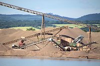 Industrie an den Bielener Kiesgewässern Bild: Industrie an den Bielener Kiesgewässern