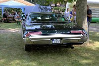 Oldtimer im Schlosspark Bild: Oldtimer im Schlosspark