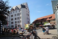 Familienfest auf dem Heringer Schlossplatz Bild: Familienfest auf dem Heringer Schlossplatz